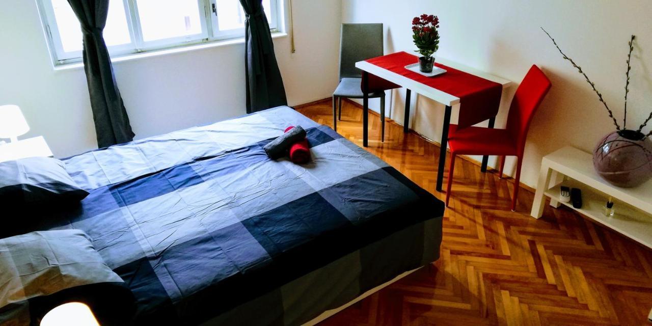 Pula Center Old Town Apartments And Rooms エクステリア 写真