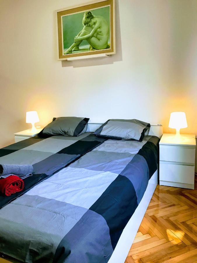Pula Center Old Town Apartments And Rooms エクステリア 写真